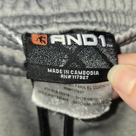 AND1 Men's XL Gray Athletic Pants - Picture 6 of 13